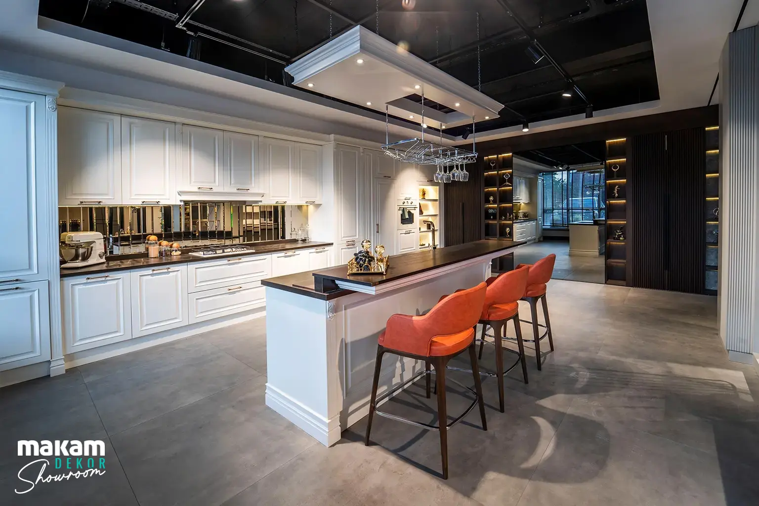 Makam Dekor Görseli